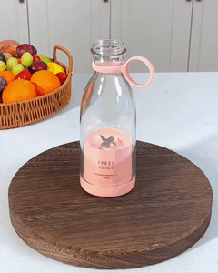 Quartikon's Travel Portable Juice Blender